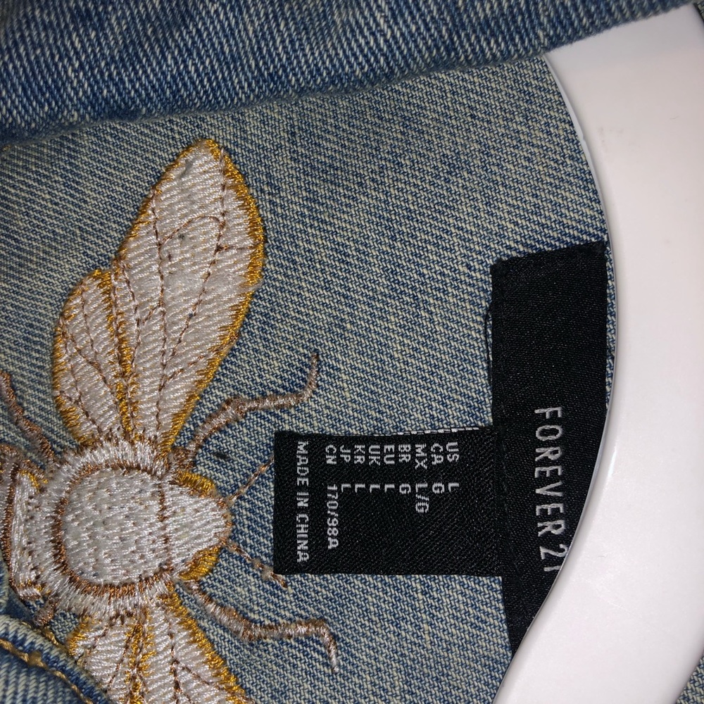 Jean jacket - Picture 3 of 3